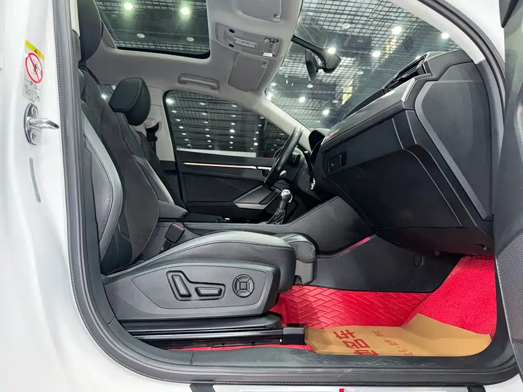 Audi Q3 Sportback 2020 — фото 9