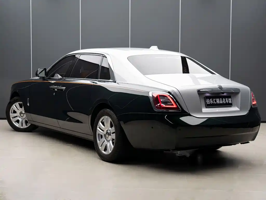 Rolls-Royce Ghost 2022 — фото 4