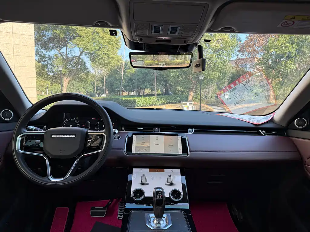Land Rover Evoque 2022 — фото 10
