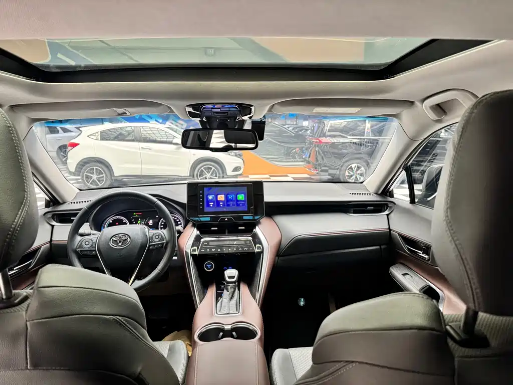 Toyota Harrier 2026 — фото 17
