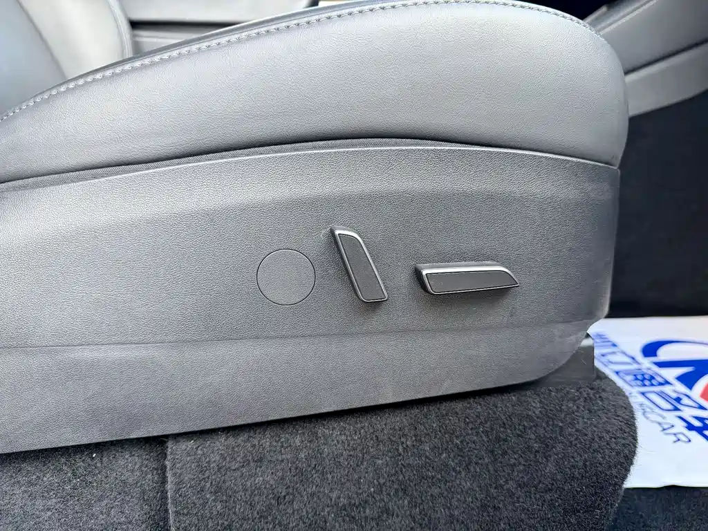 Tesla Model Y 2021 — фото 10