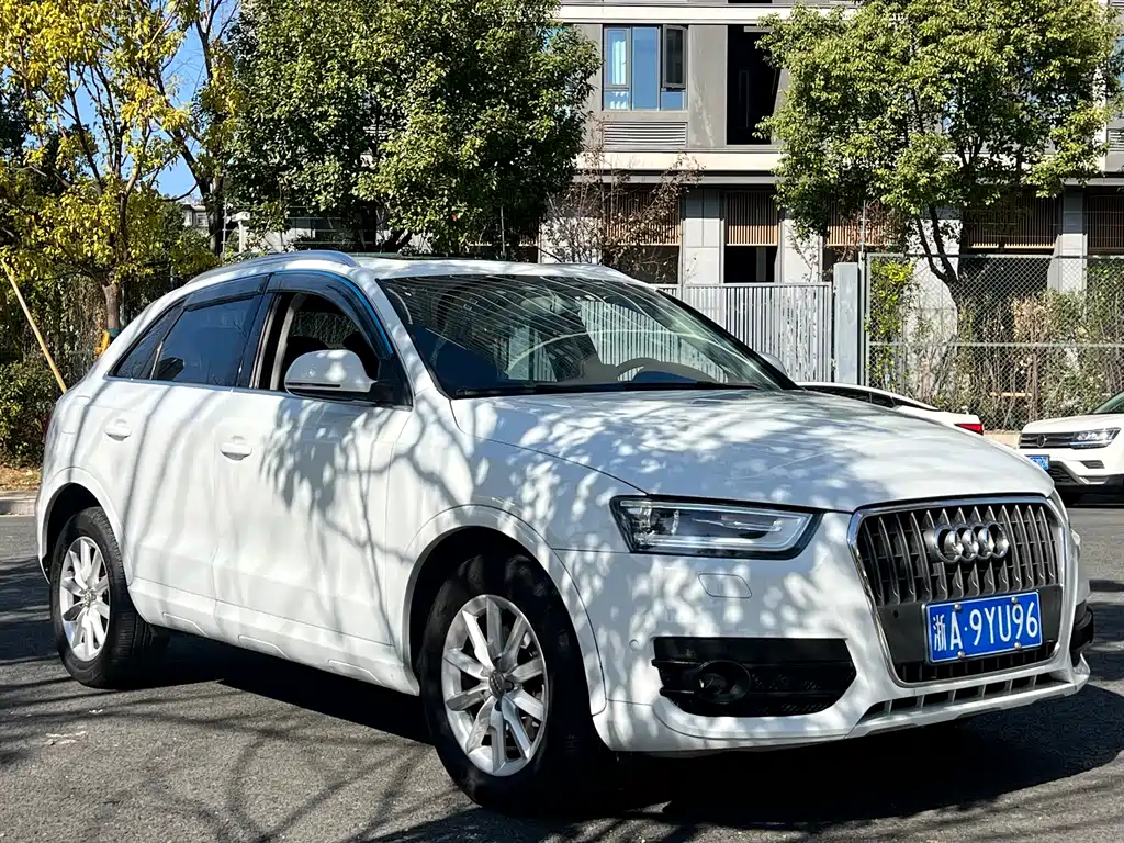 Audi Q3 2013 — фото 3
