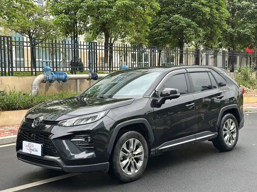 Toyota Wildlander 2023 — фото 1