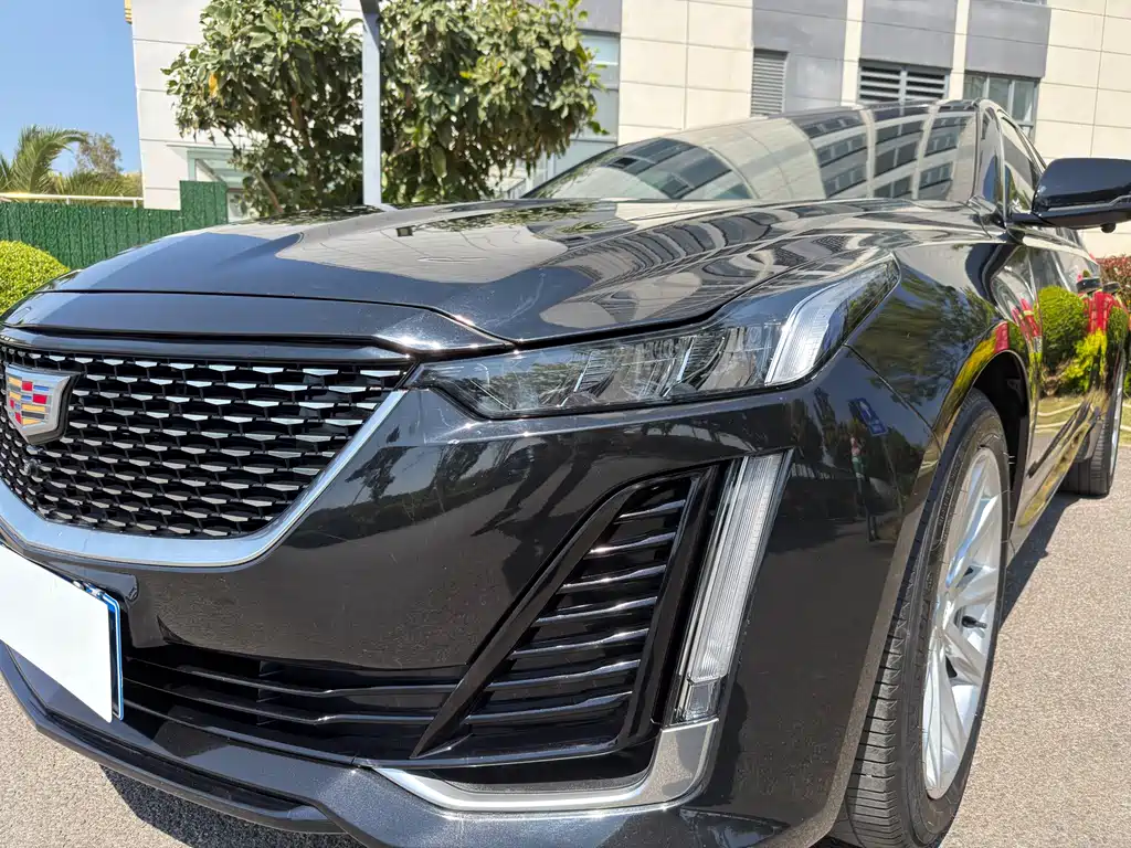 Cadillac CT5 2022 — фото 11