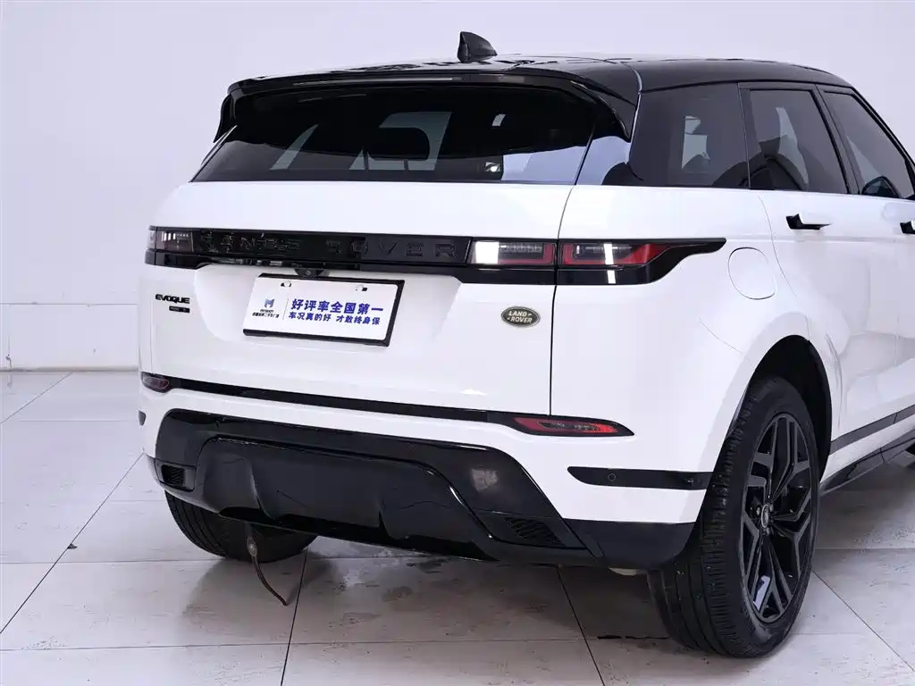 Land Rover Evoque 2021 — фото 8