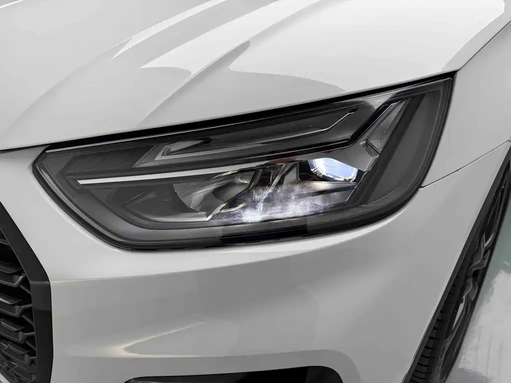 Audi Q5L Sportback 2021 — фото 10