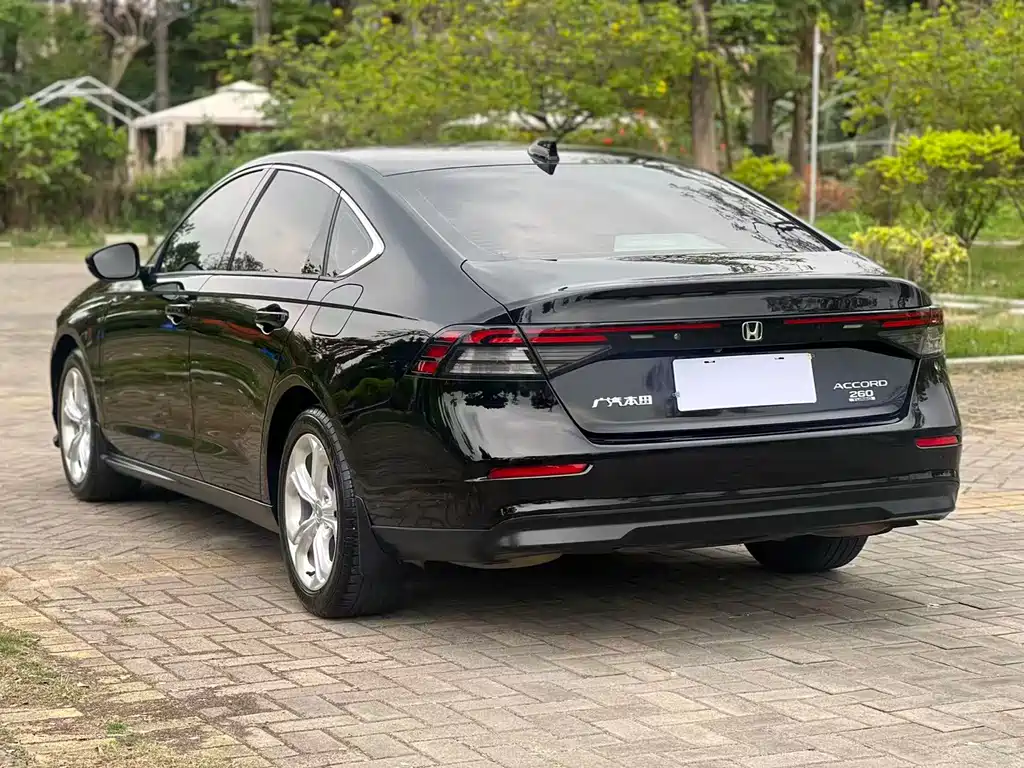 Honda Accord 2024 — фото 18