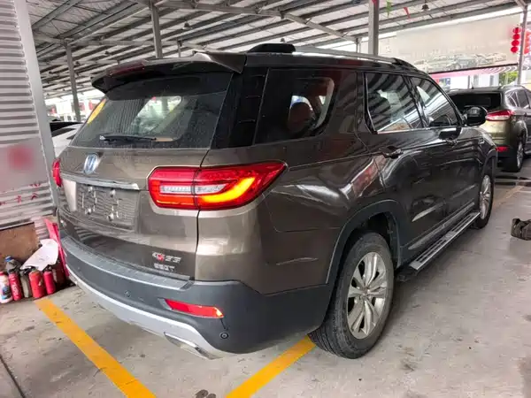 Changan CS95 2017