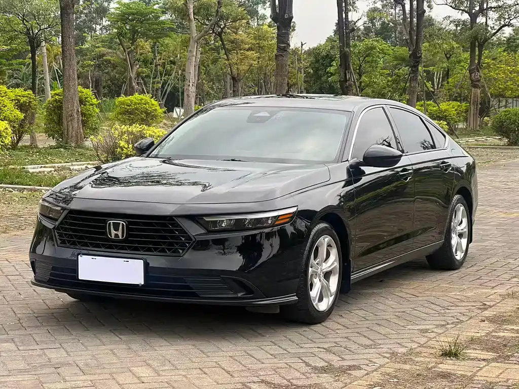 Honda Accord 2024 — фото 1