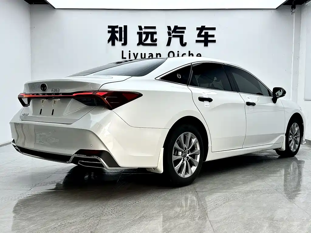 Toyota Avalon 2024 — фото 15
