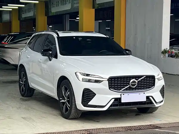 Volvo XC60 2021