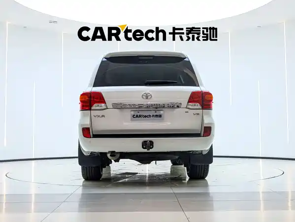 Toyota Land Cruiser 2015