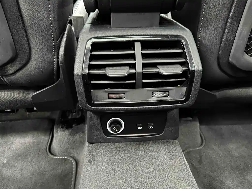Audi Q3 2022 — фото 15