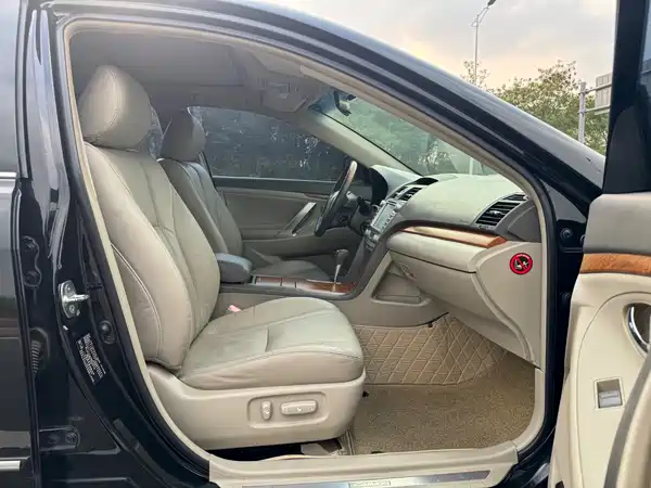 Toyota Camry 2011