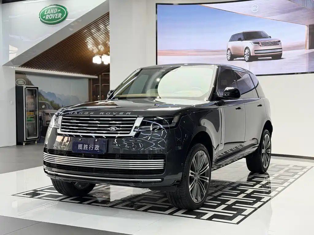 Land Rover Range Rover 2024 — фото 1