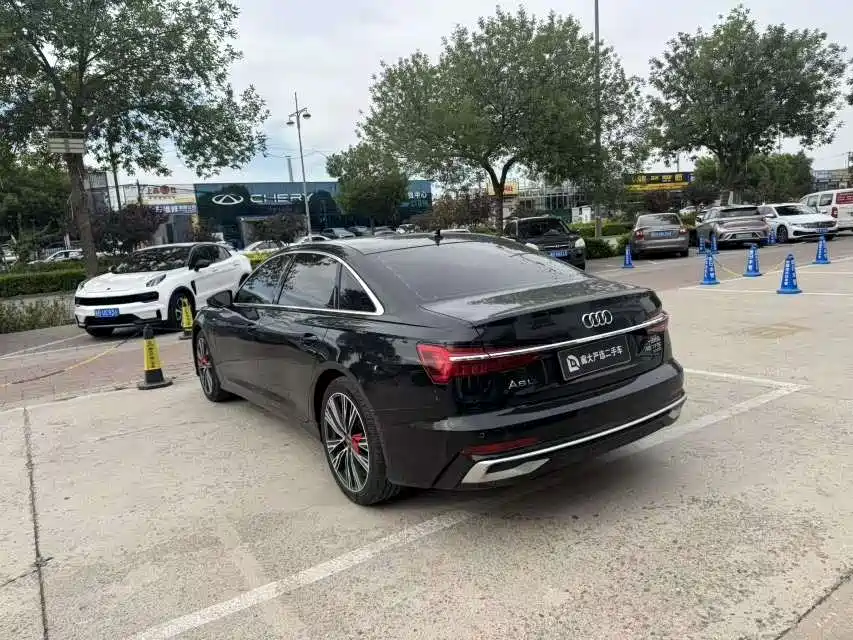 Audi A6L 2023