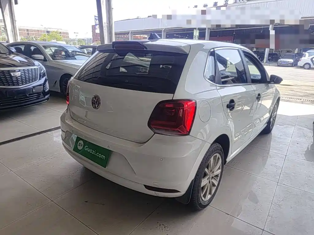 Volkswagen Polo 2015