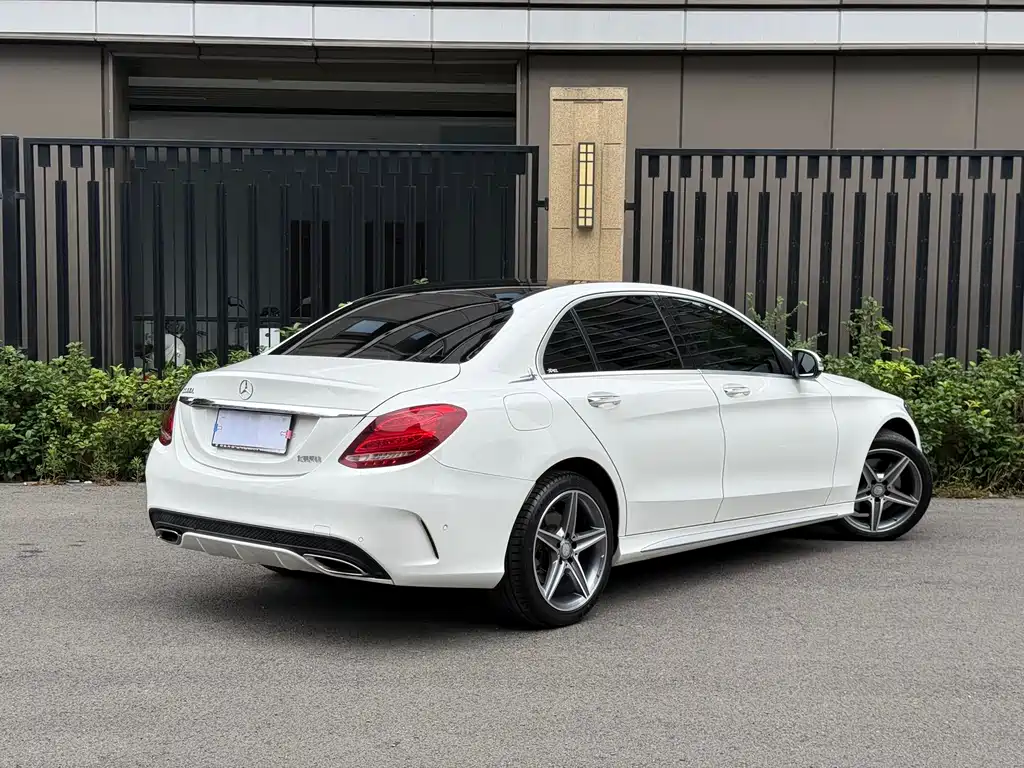 Mercedes-Benz C-Class 2018