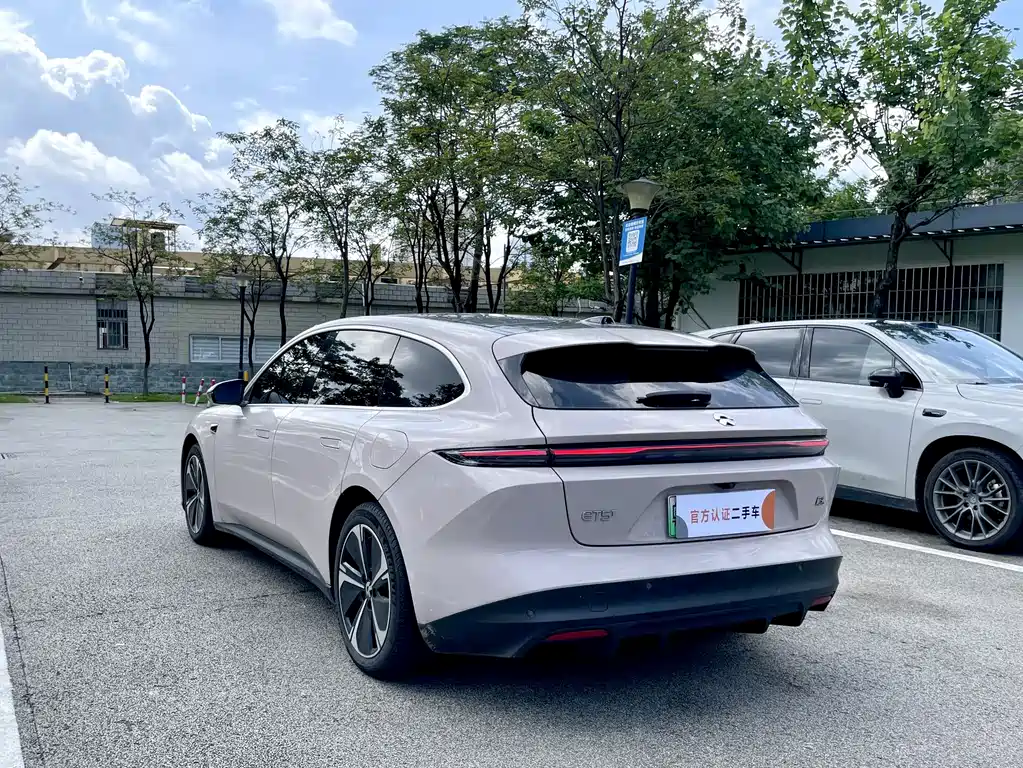 NIO ET5T 2024