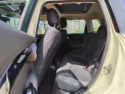 MINI MINI 2019