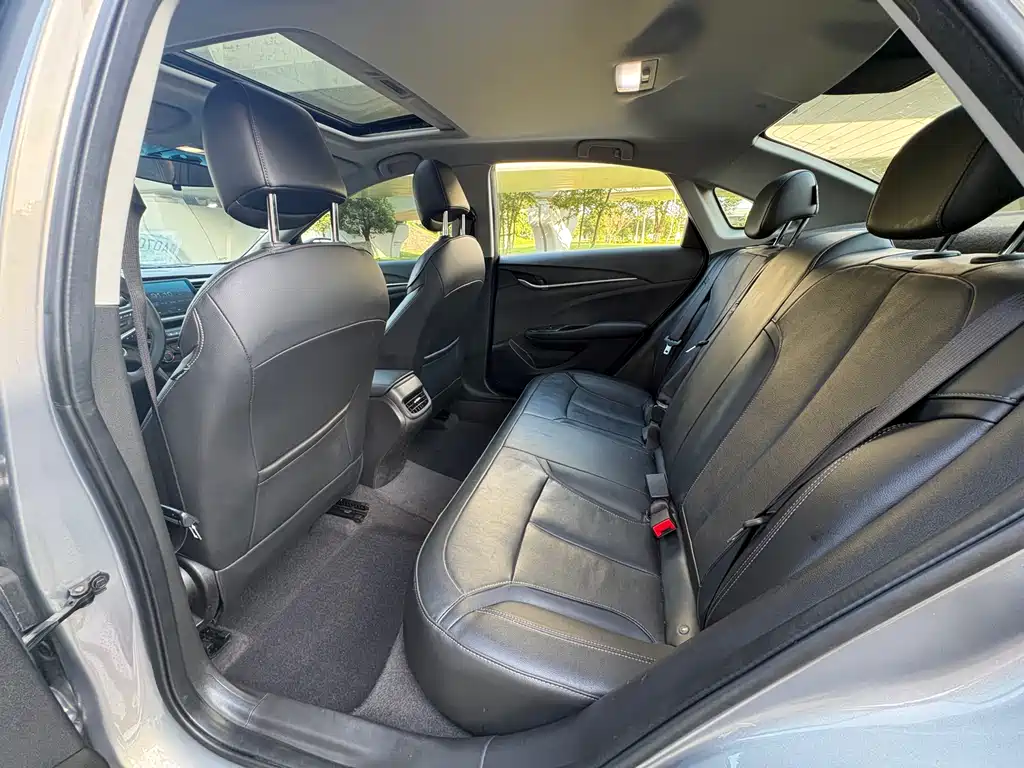Buick Excelle 2018 — фото 14