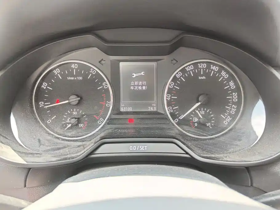 Skoda Octavia 2017 — фото 14