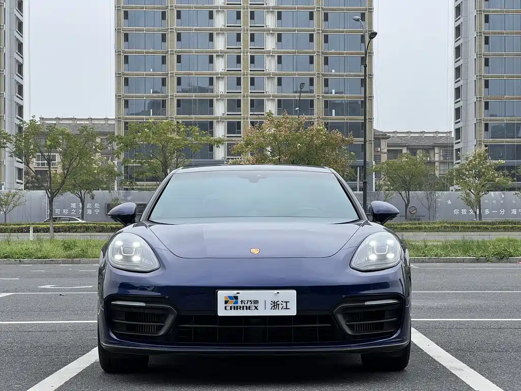 Porsche Panamera 2021 — фото 2