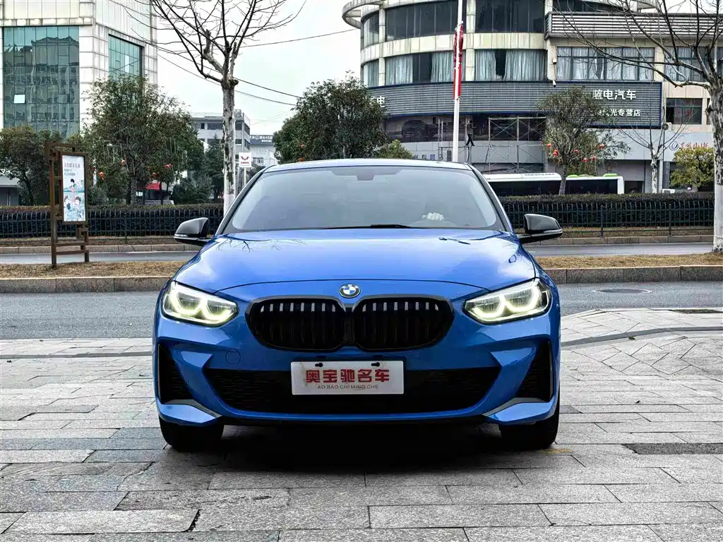 BMW 1 Series 2021