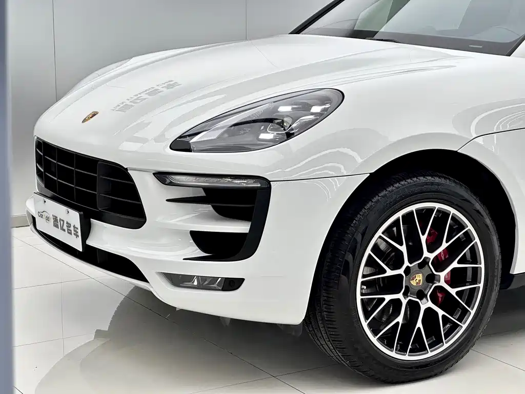 Porsche Macan 2016 — фото 8