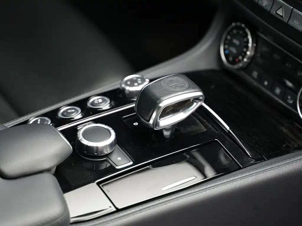 Mercedes-Benz CLS AMG 2013 — фото 19