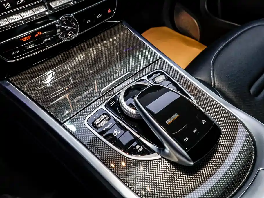 Mercedes-Benz G-Class 2019 — фото 20