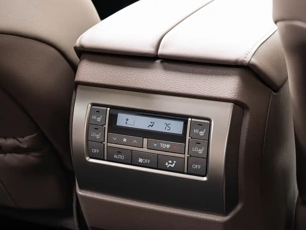 Lexus GX 2022 — фото 20