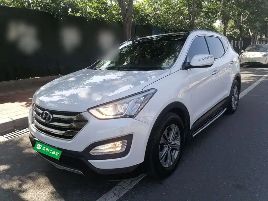 Hyundai Santa Fe 2016