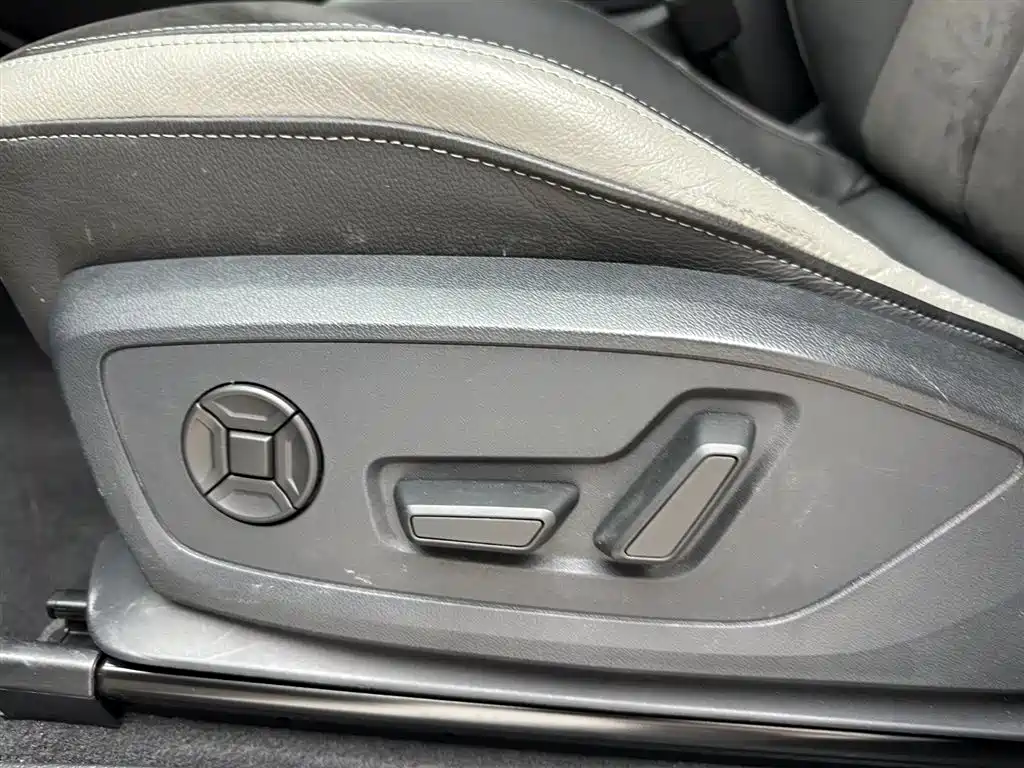 Audi Q3 2022 — фото 13