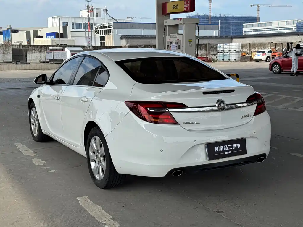 Buick Regal 2016 — фото 14
