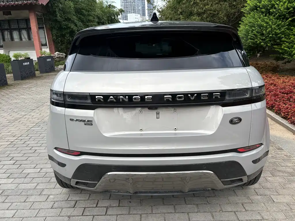 Land Rover Range Rover Evoque New Energy 2022 — фото 9
