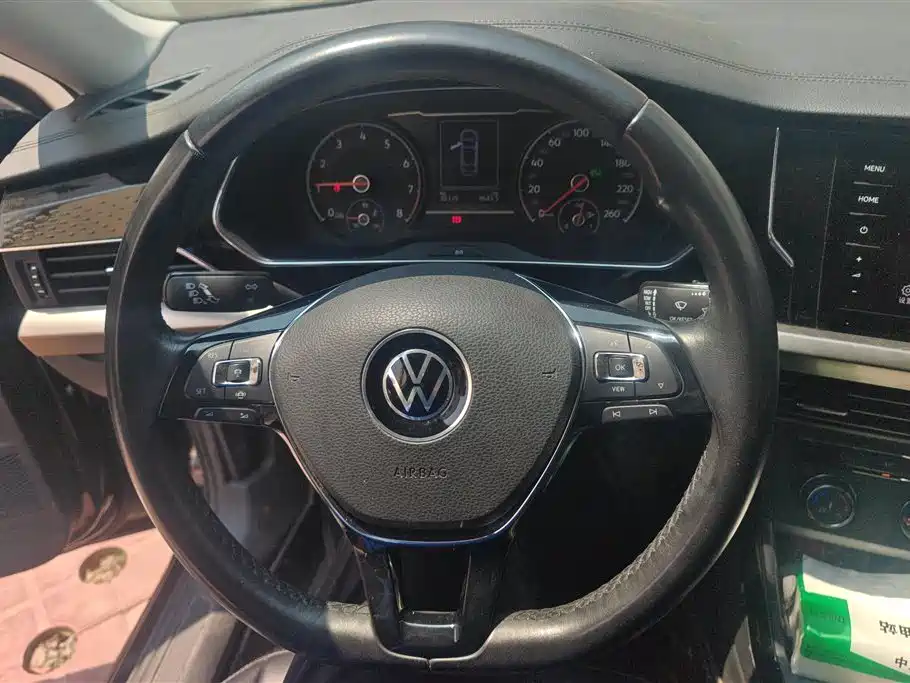 Volkswagen Passat 2021 — фото 14