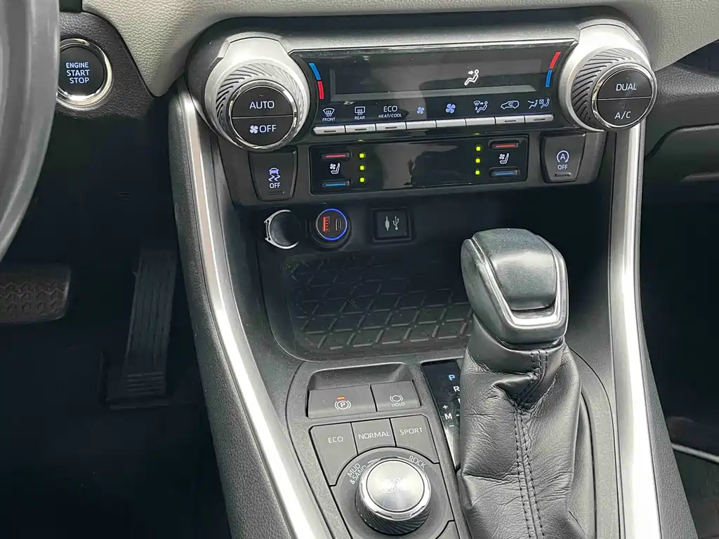 Toyota Wildlander 2020 — фото 11