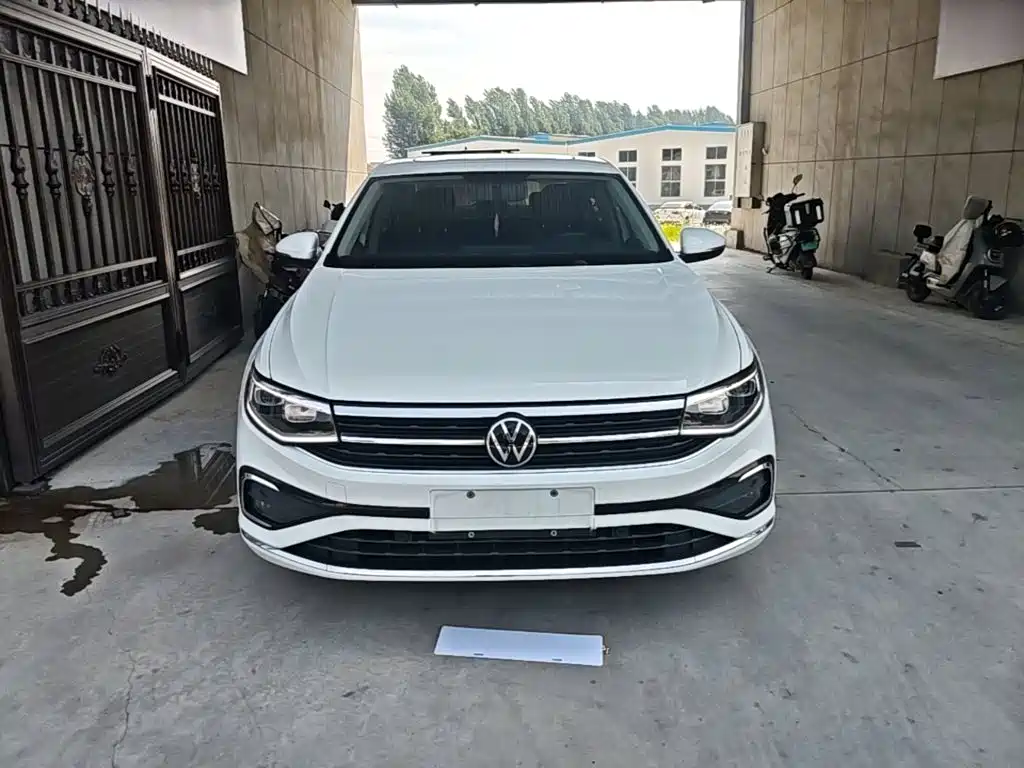 Volkswagen Bora 2023