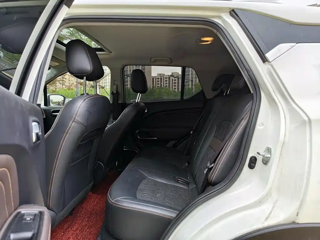GAC Trumpchi GS3 2020 — фото 8