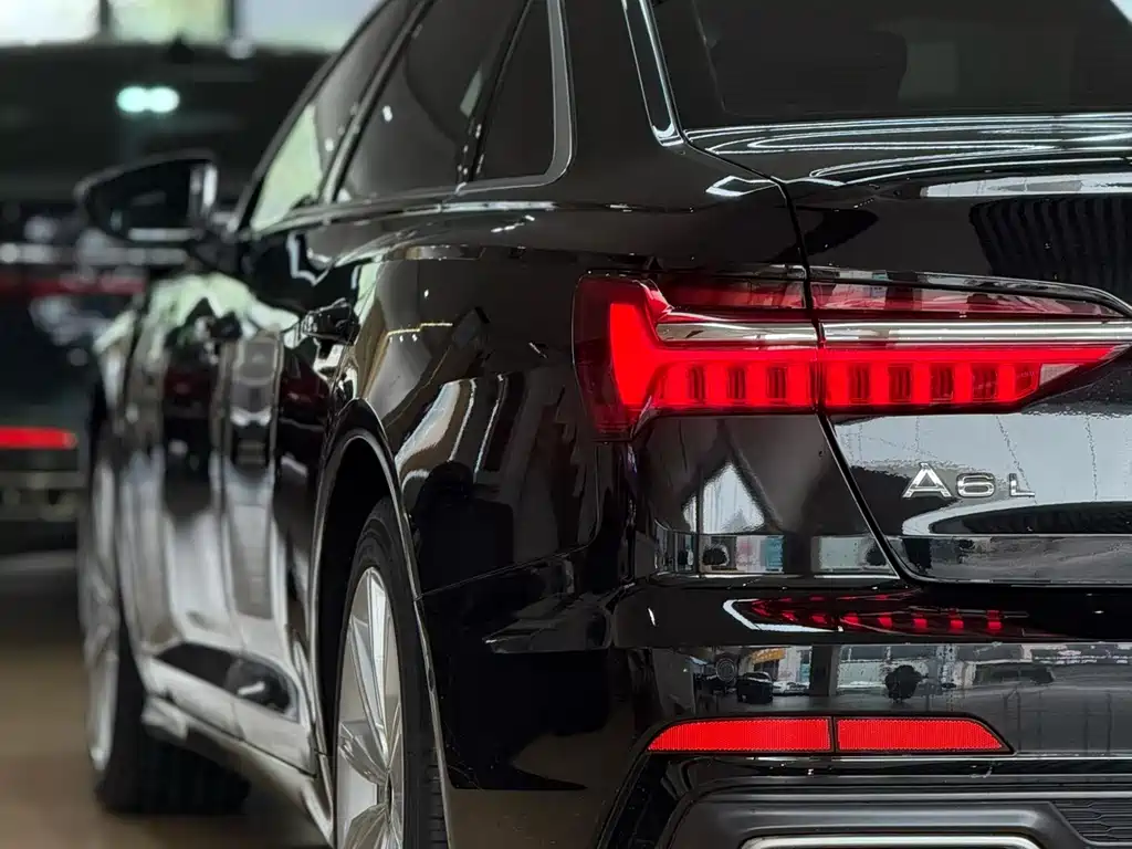 Audi A6L 2022