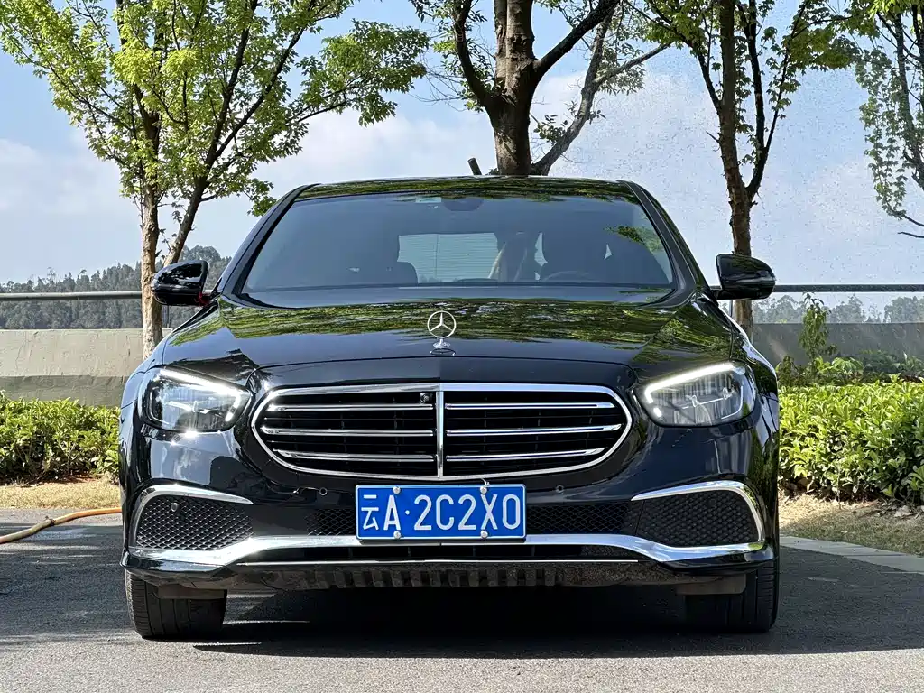 Mercedes-Benz E-Class 2022 — фото 3
