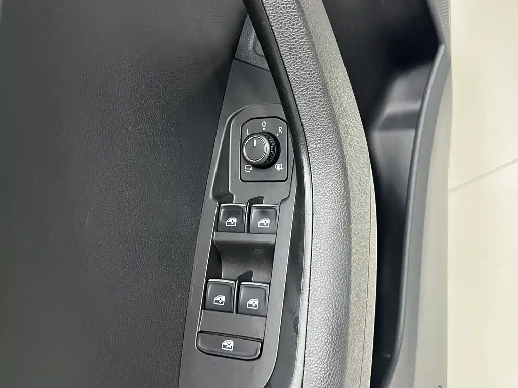 Skoda Karoq 2022 — фото 15