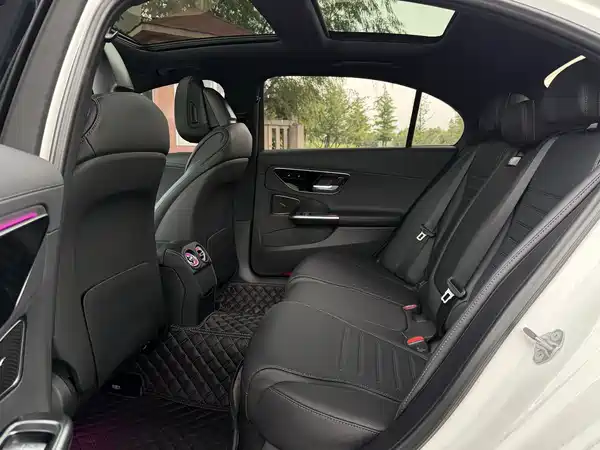 Mercedes-Benz C-Class 2023