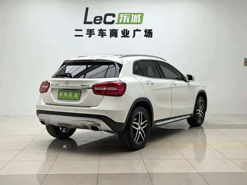 Mercedes-Benz GLA 2017