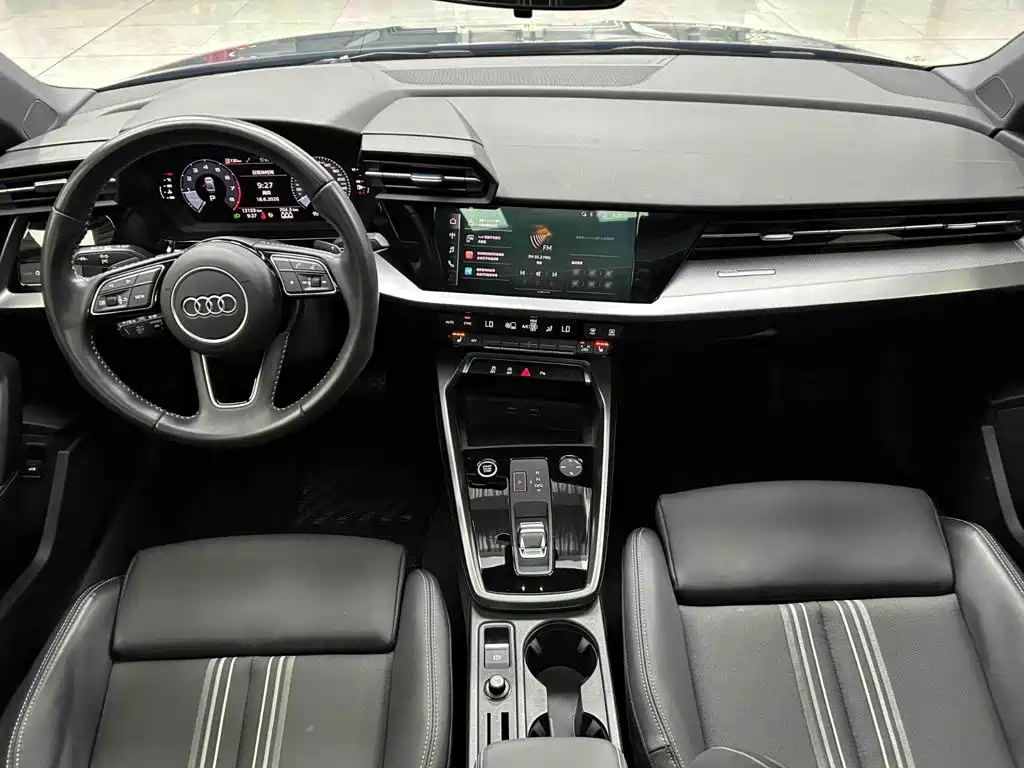 Audi A3 2022 — фото 2