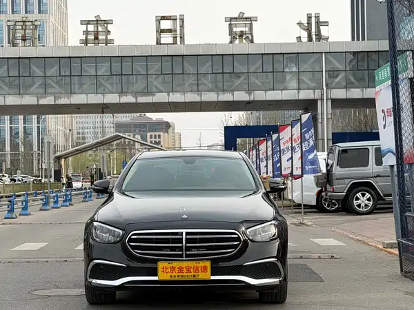 Mercedes-Benz E-Class 2023