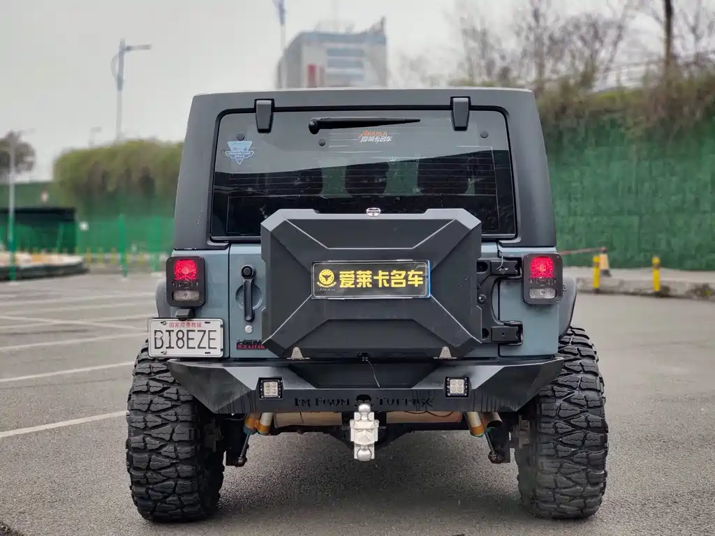 Jeep Wrangler 2015 — фото 4