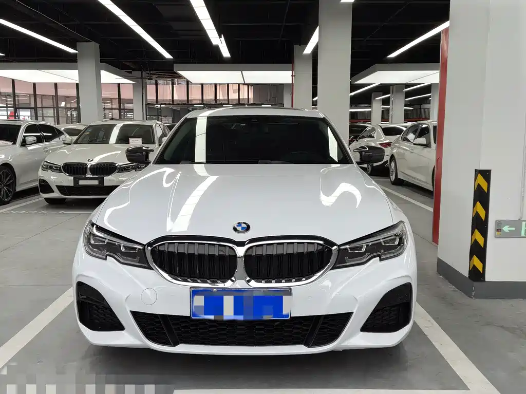 BMW 3 Series 2022
