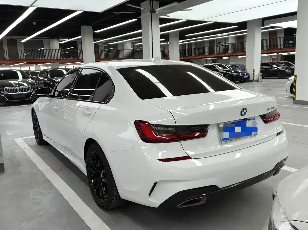 BMW 3 Series 2022 — фото 15